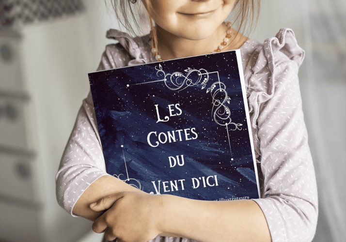 Photo du recueil dans les bras d'une petite fille