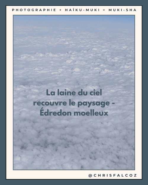 Photo d'une nappe de nuages moutonneux vu du dessus